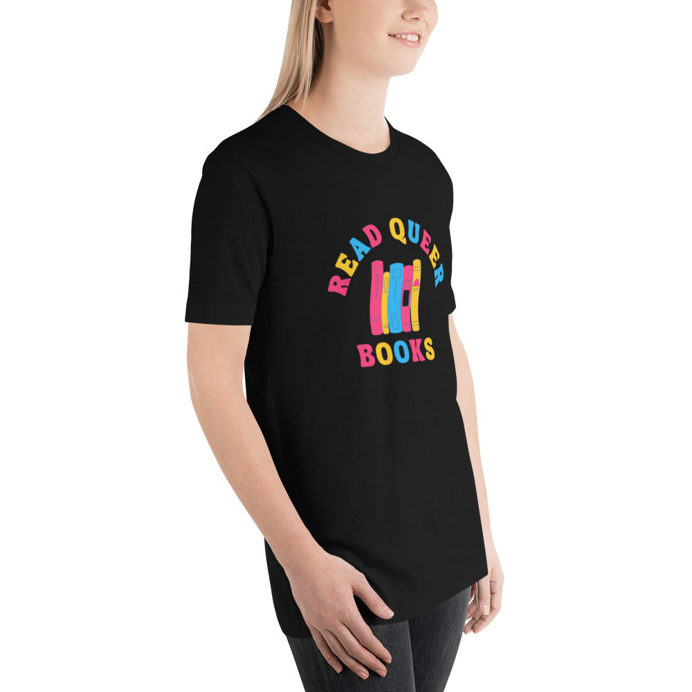 Read Queer Books Unisex T-Shirt (Pansexual Colors)