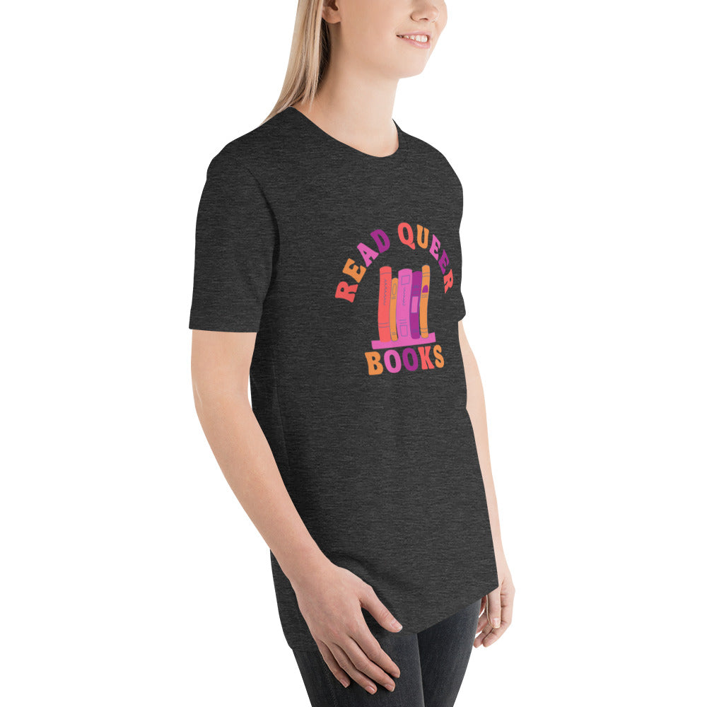 Read Queer Books Unisex T-Shirt (Lesbian Colors)