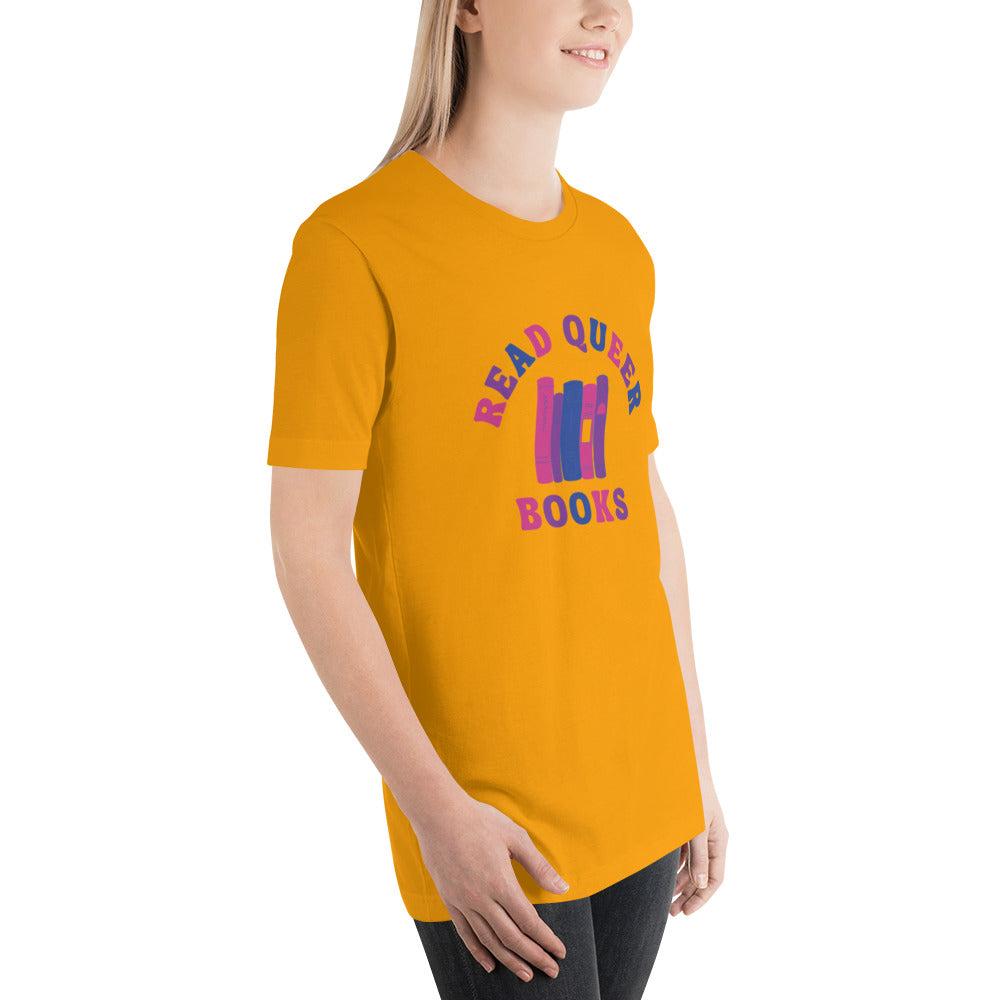 Read Queer Books Unisex T-Shirt (Bisexual Colors)