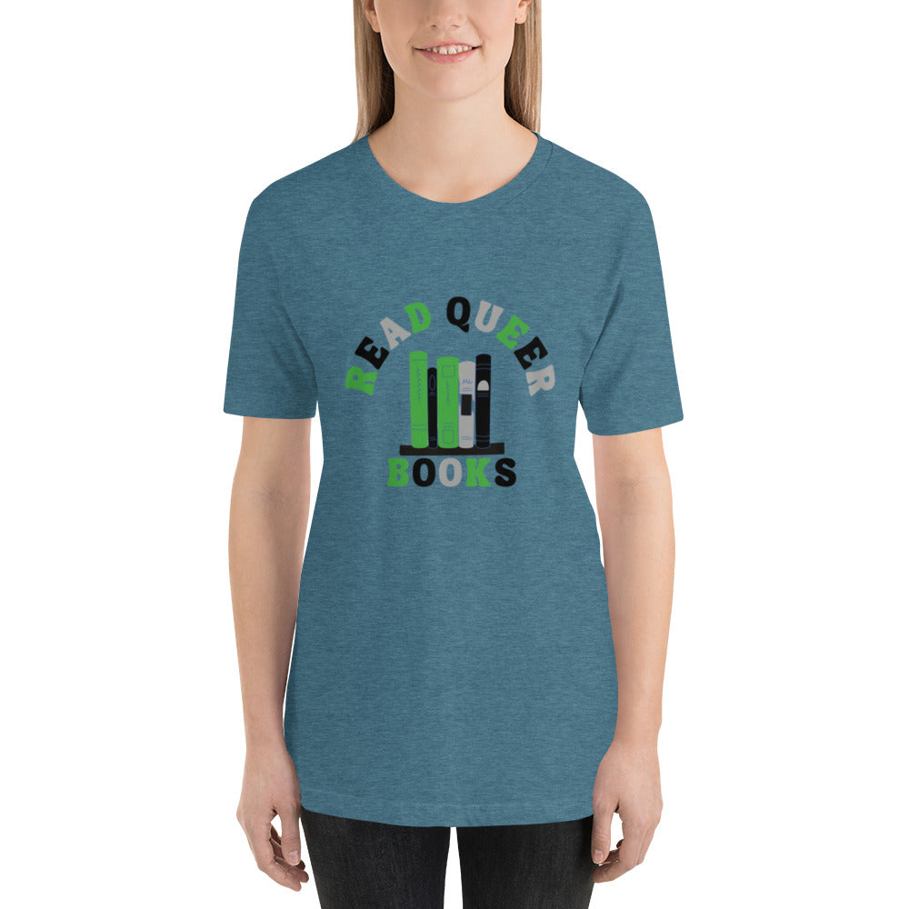 Read Queer Books Unisex T-Shirt (Aromantic Colors)