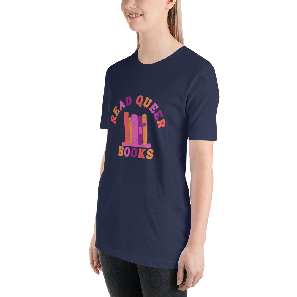 Read Queer Books Unisex T-Shirt (Lesbian Colors)