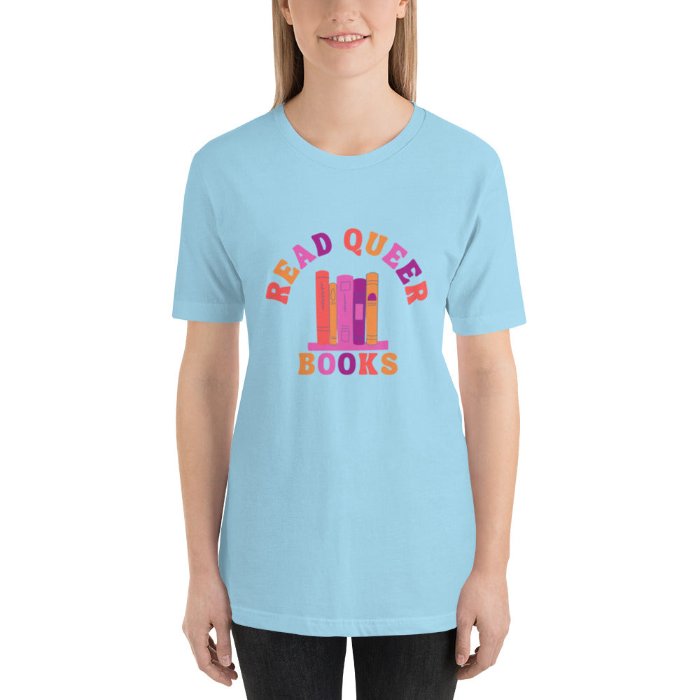 Read Queer Books Unisex T-Shirt (Lesbian Colors)
