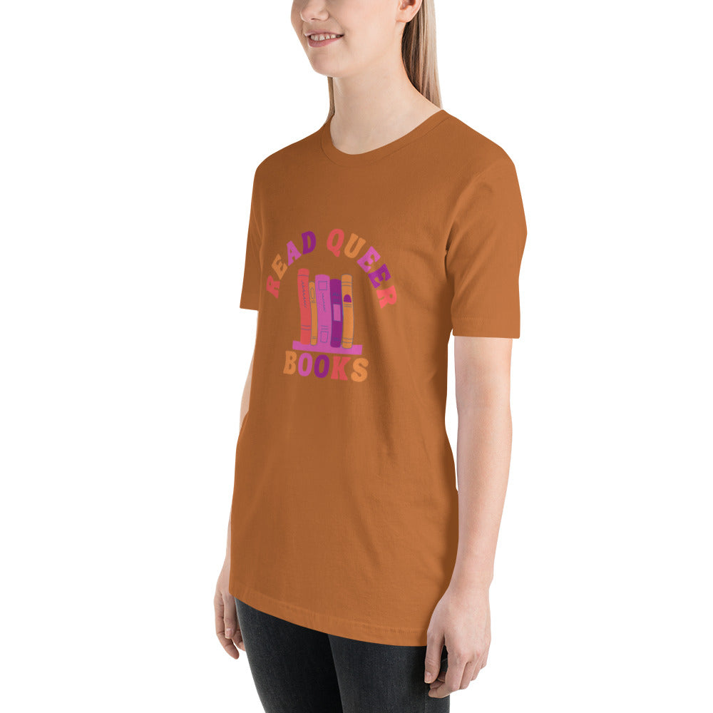 Read Queer Books Unisex T-Shirt (Lesbian Colors)