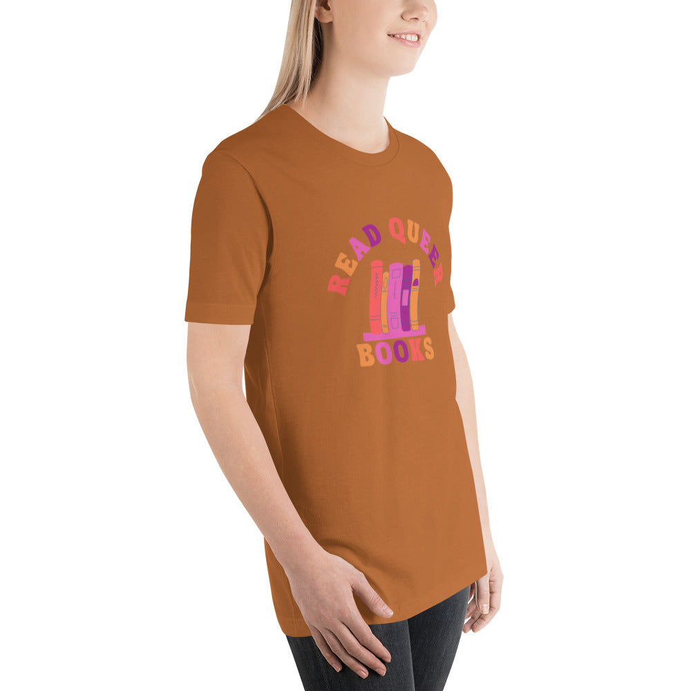 Read Queer Books Unisex T-Shirt (Lesbian Colors)