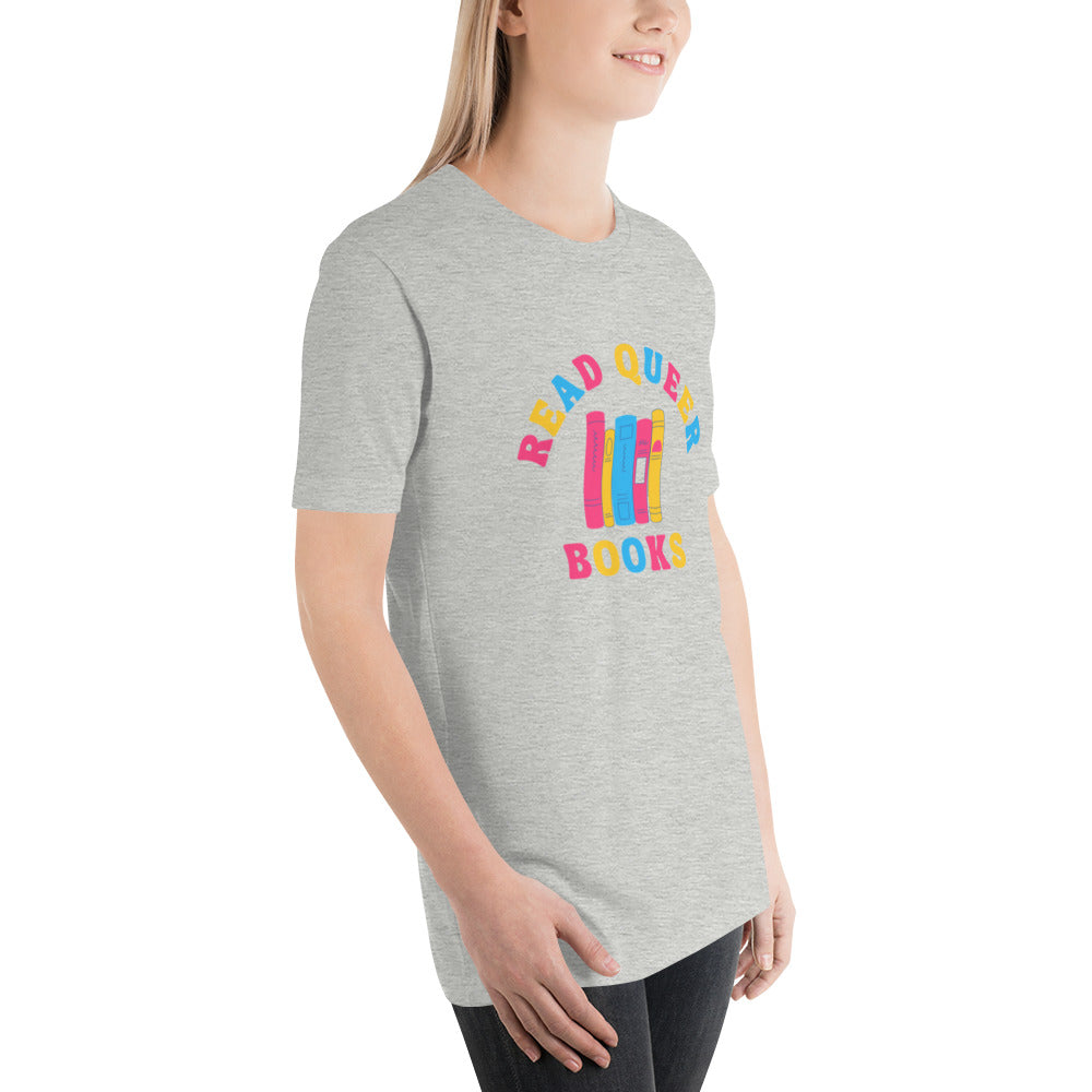 Read Queer Books Unisex T-Shirt (Pansexual Colors)