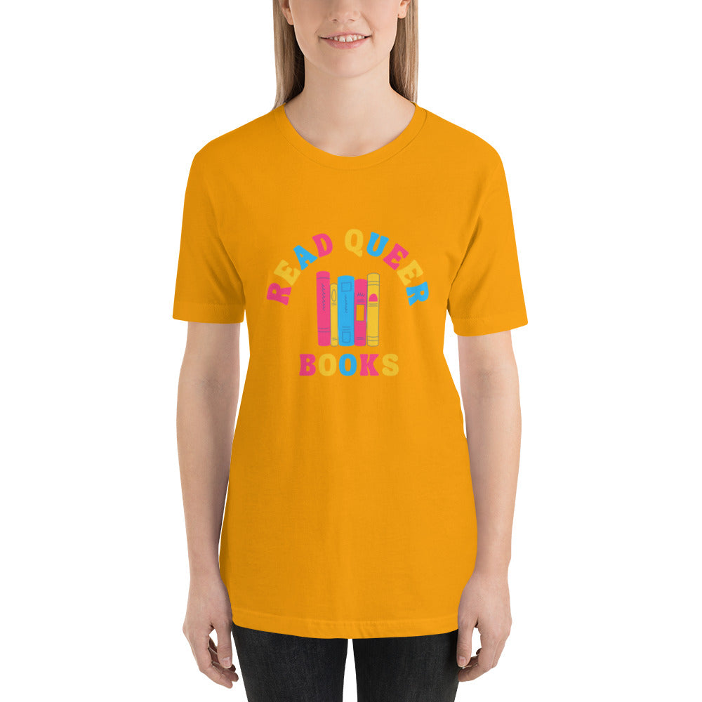 Read Queer Books Unisex T-Shirt (Pansexual Colors)
