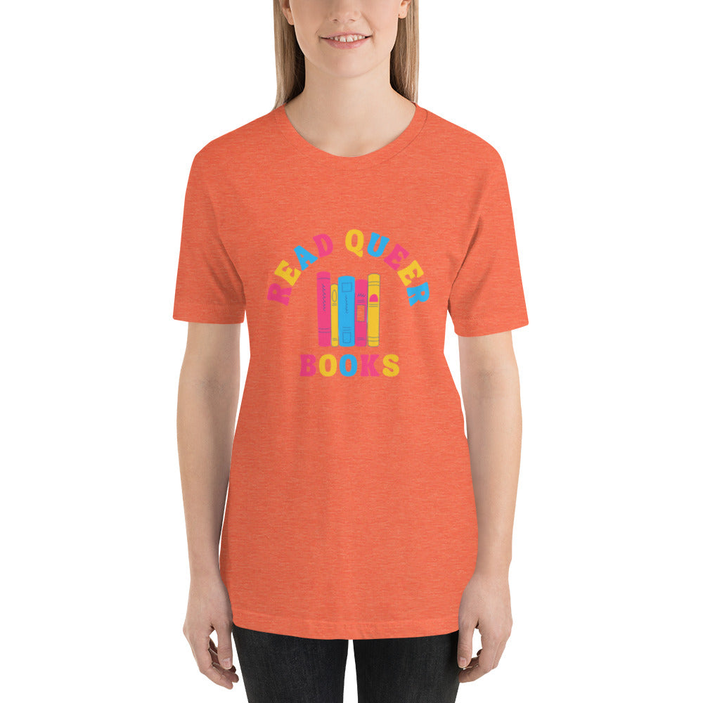 Read Queer Books Unisex T-Shirt (Pansexual Colors)