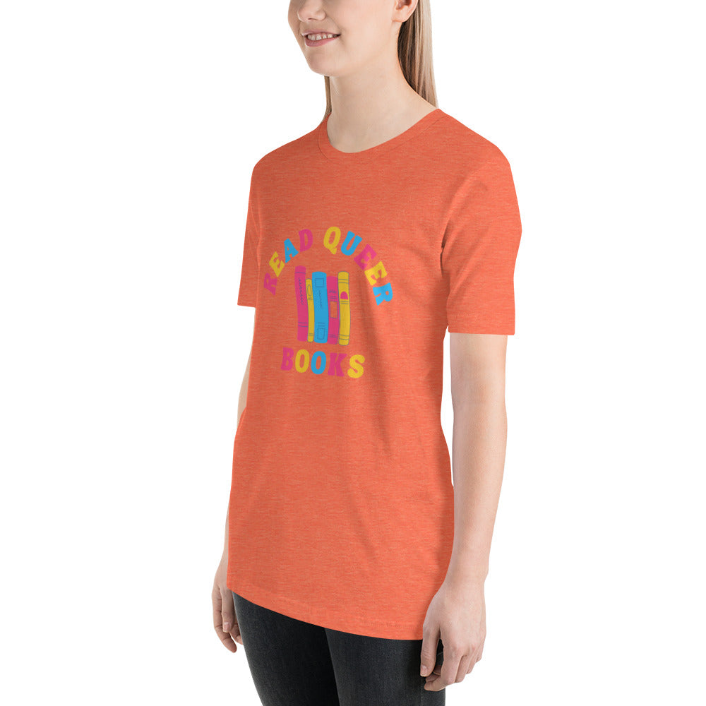 Read Queer Books Unisex T-Shirt (Pansexual Colors)