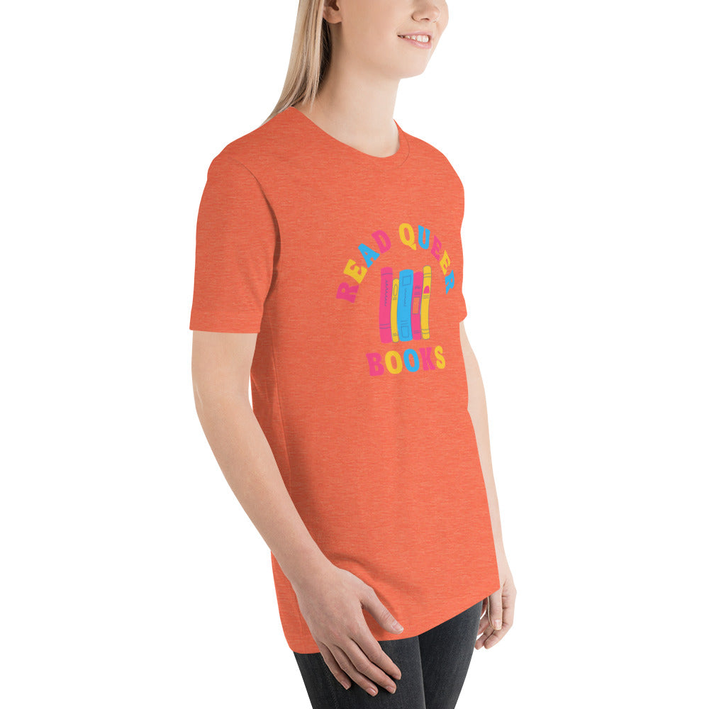 Read Queer Books Unisex T-Shirt (Pansexual Colors)