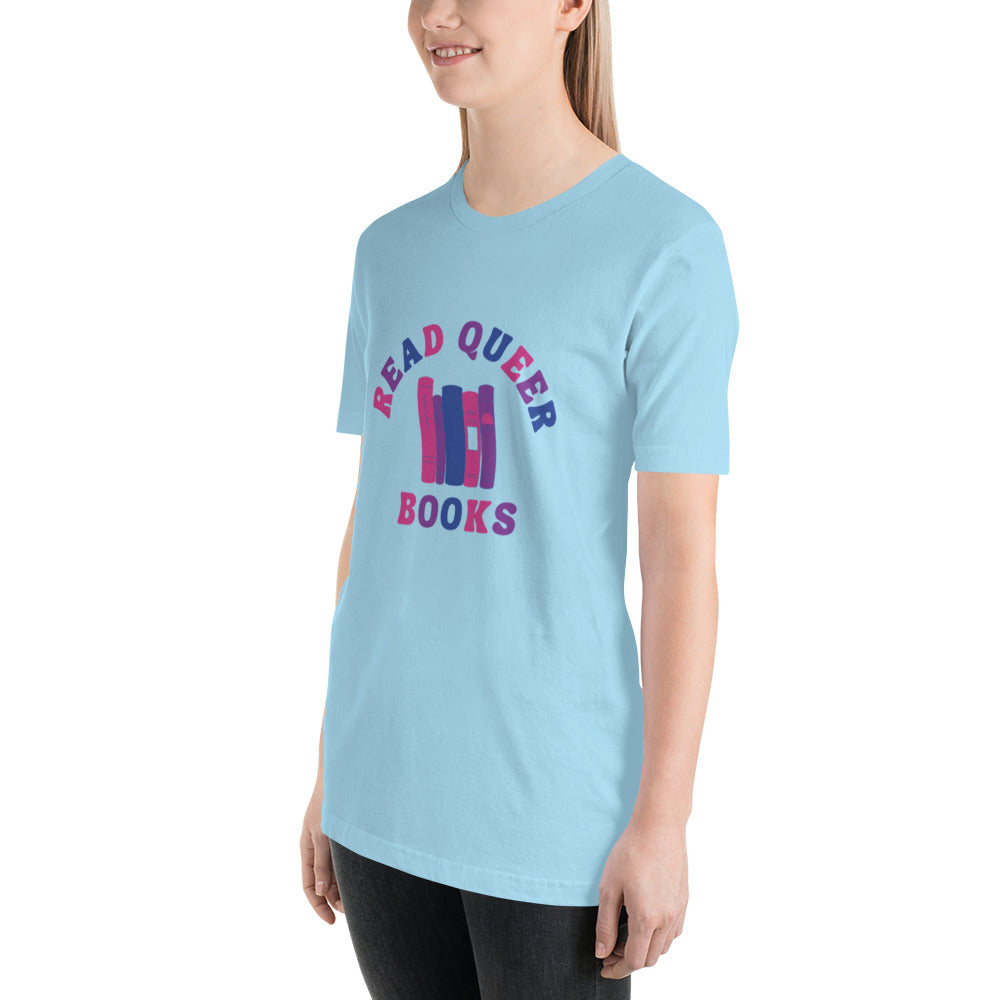 Read Queer Books Unisex T-Shirt (Bisexual Colors)